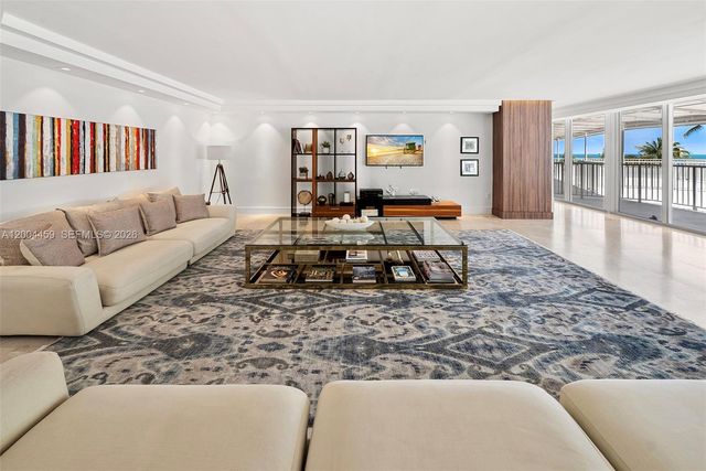 600 Grapetree Dr 3BS, Key Biscayne, FL 33149