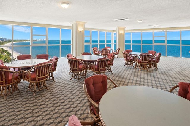 600 Grapetree Dr 3BS, Key Biscayne, FL 33149