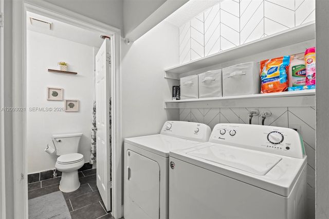 10729 La Placida Drive 3-4, Coral Springs, FL 33065