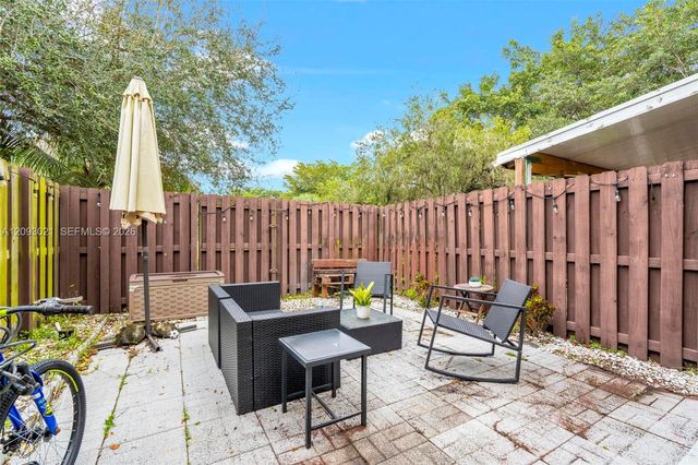 10729 La Placida Drive 3-4, Coral Springs, FL 33065