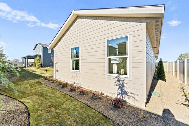 4602 E Mesa Vista St, Nampa, ID 83686