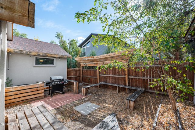 805 Forest Street, Reno, NV 89509