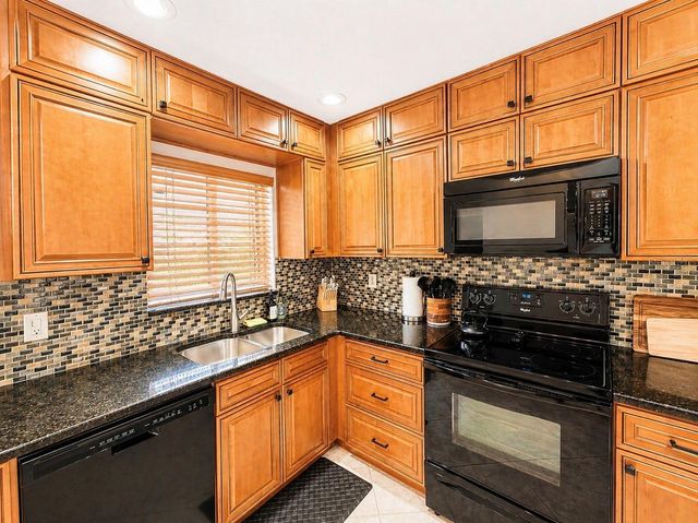 1624 STICKNEY POINT ROAD 206, Sarasota, FL 34231