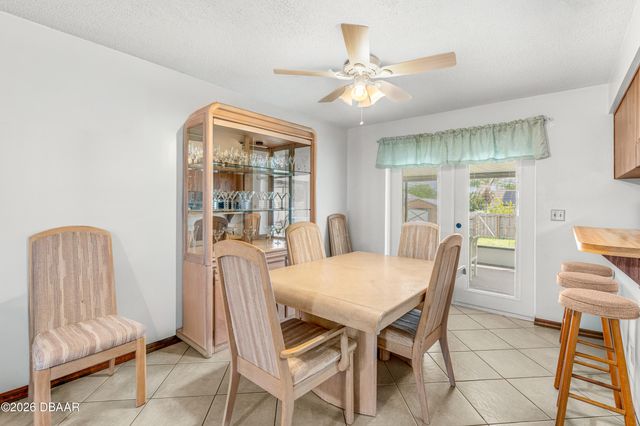 2970 Lagoon Avenue, Deltona, FL 32738