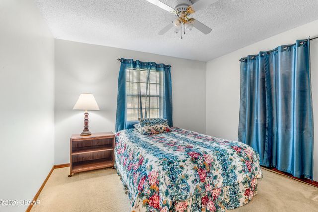 2970 Lagoon Avenue, Deltona, FL 32738