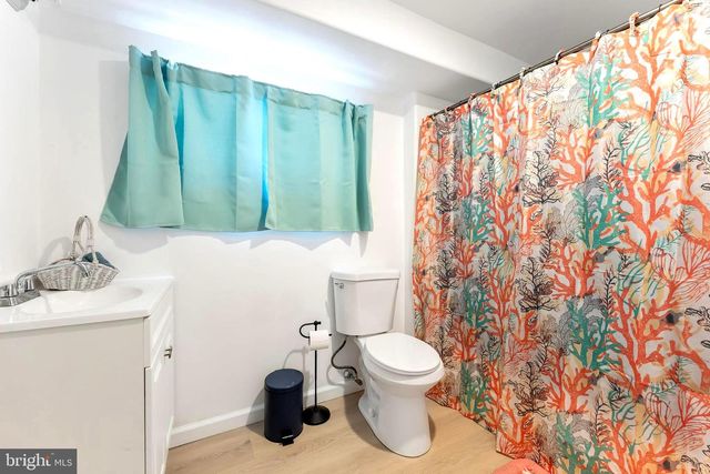 536 W MAPLE AVE, Wildwood, NJ 08260