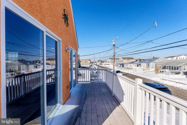 536 W MAPLE AVE, Wildwood, NJ 08260