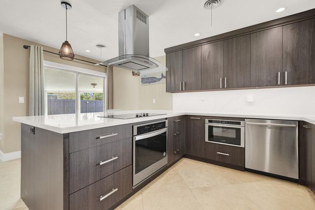 2152 NE 61st Court, Fort Lauderdale, FL 33308