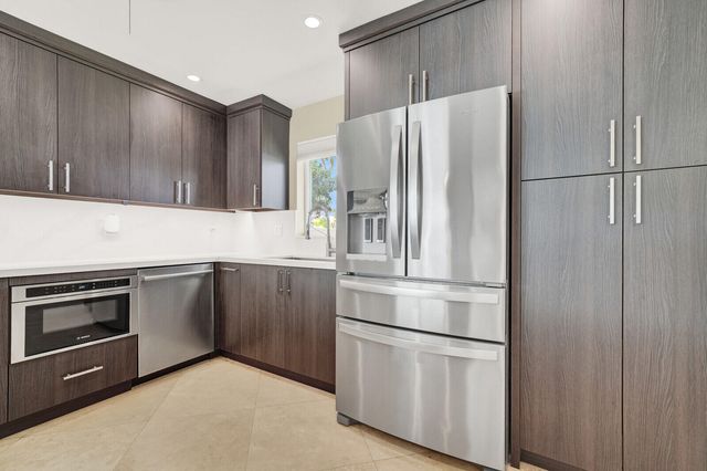 2152 NE 61st Court, Fort Lauderdale, FL 33308