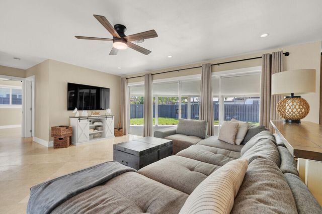 2152 NE 61st Court, Fort Lauderdale, FL 33308