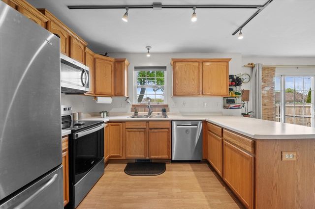132 Mark Drive, Johnson Creek, WI 53038