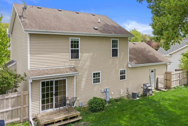 132 Mark Drive, Johnson Creek, WI 53038