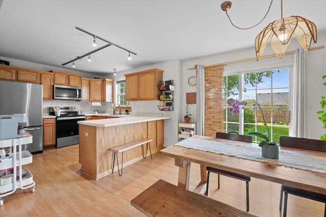 132 Mark Drive, Johnson Creek, WI 53038