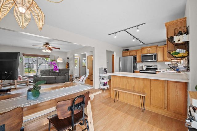 132 Mark Drive, Johnson Creek, WI 53038