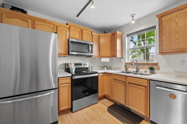 132 Mark Drive, Johnson Creek, WI 53038