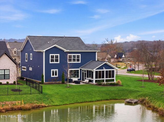 318 Buckhorn Way, Loudon, TN 37774