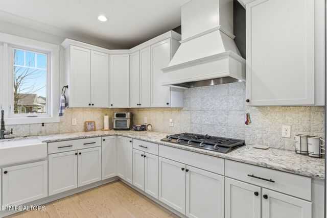 318 Buckhorn Way, Loudon, TN 37774