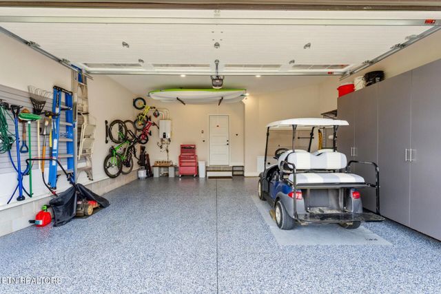 318 Buckhorn Way, Loudon, TN 37774