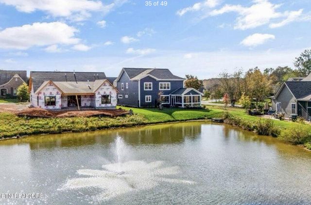 318 Buckhorn Way, Loudon, TN 37774