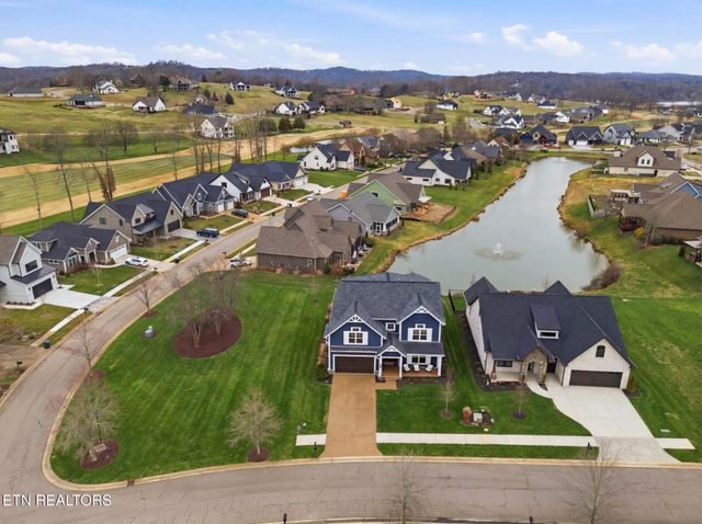 318 Buckhorn Way, Loudon, TN 37774