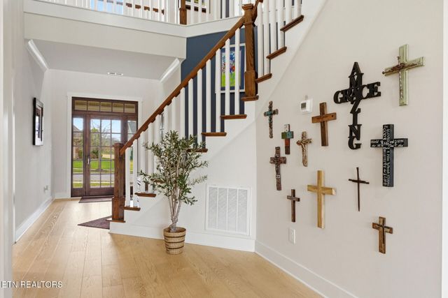 318 Buckhorn Way, Loudon, TN 37774