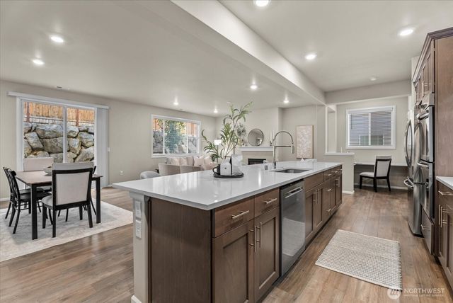 929 121st Avenue SE, Lake Stevens, WA 98258