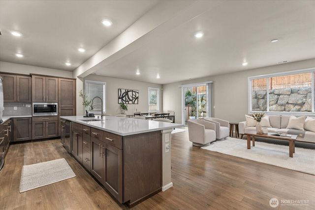 929 121st Avenue SE, Lake Stevens, WA 98258