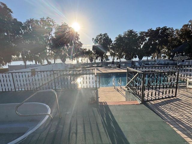 25235 142ND LANE NE 185, Fort Mc Coy, FL 32134