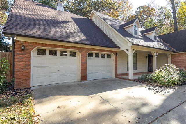 2730 Beaver Head Drive, Nesbit, MS 38651