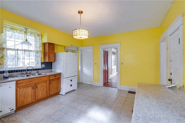 433 7th Street NE, Massillon, OH 44646