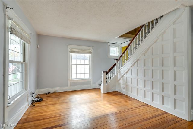 433 7th Street NE, Massillon, OH 44646