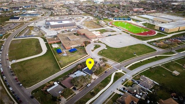 2302 Memorial Pkwy, Portland, TX 78374