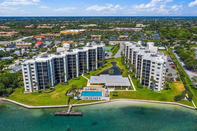 19800 S Sandpointe Bay Drive 210, Tequesta, FL 33469