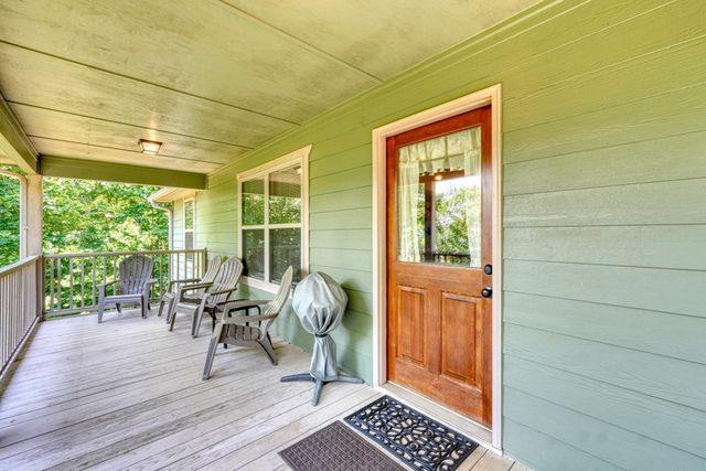2270 Valley View Drive, Hiawassee, GA 30546