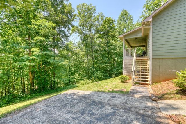 2270 Valley View Drive, Hiawassee, GA 30546