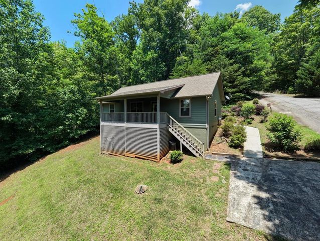 2270 Valley View Drive, Hiawassee, GA 30546