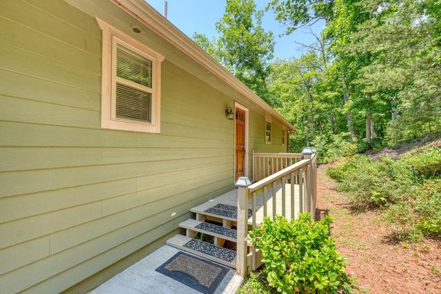 2270 Valley View Drive, Hiawassee, GA 30546