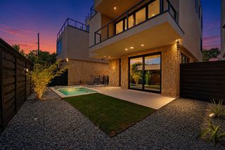 1403 Barton Hills DR 2, Austin, TX 78704