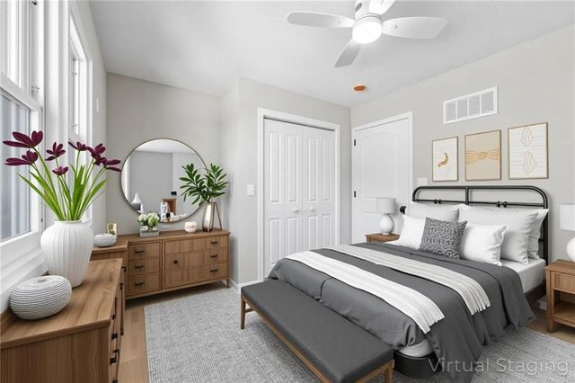 7019 W 69th Terrace, Overland Park, KS 66204