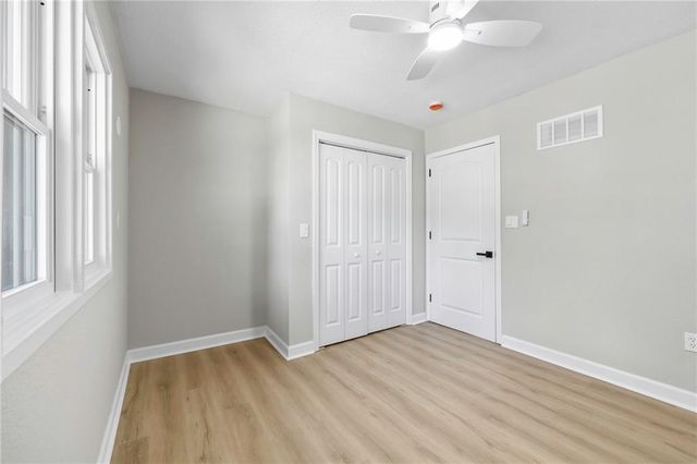 7019 W 69th Terrace, Overland Park, KS 66204