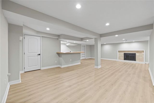 7019 W 69th Terrace, Overland Park, KS 66204