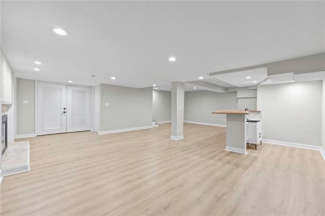 7019 W 69th Terrace, Overland Park, KS 66204