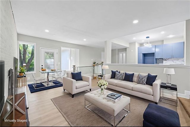 7019 W 69th Terrace, Overland Park, KS 66204