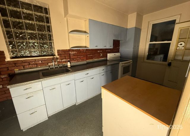 2831 Custer Ave, Baldwin Boro, PA 15227