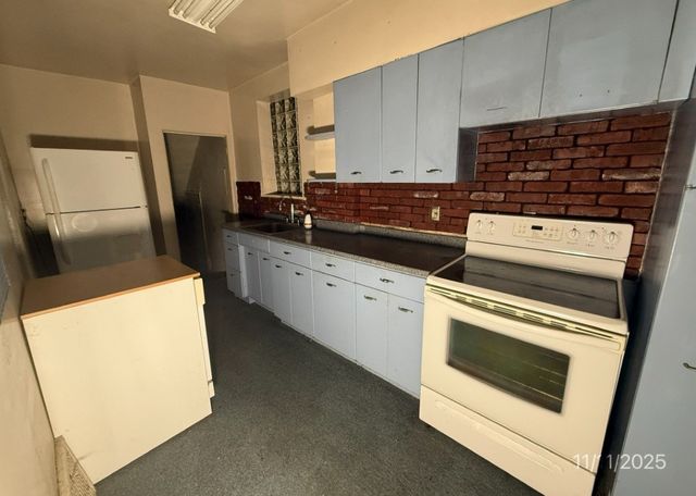 2831 Custer Ave, Baldwin Boro, PA 15227