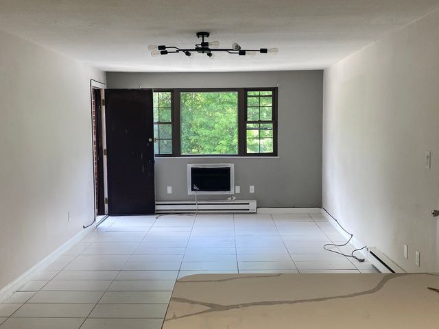 14 Mayberry Dr 10 C, Westborough, MA 01581