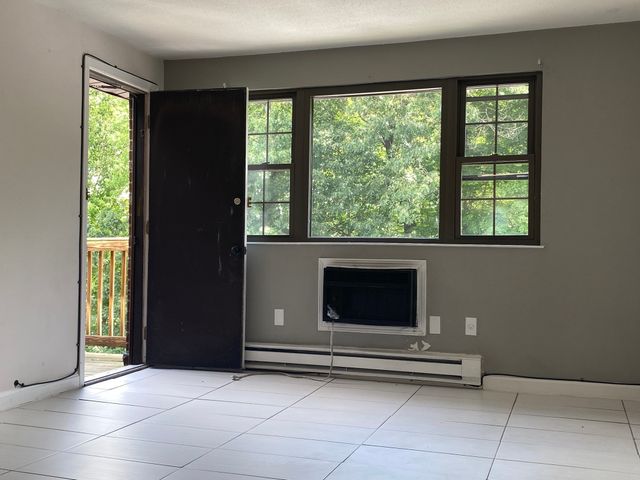 14 Mayberry Dr 10 C, Westborough, MA 01581