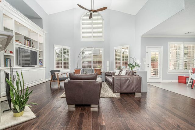 5907 Ballina Canyon Lane, Houston, TX 77041