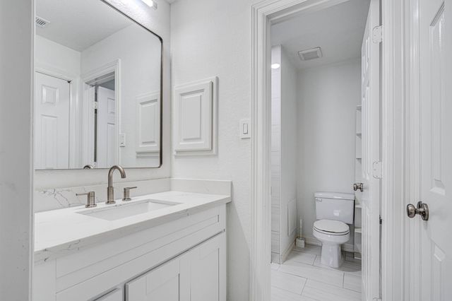 5907 Ballina Canyon Lane, Houston, TX 77041