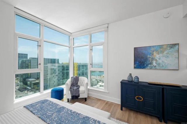 1205 Pacific HWY 1801, San Diego, CA 92101